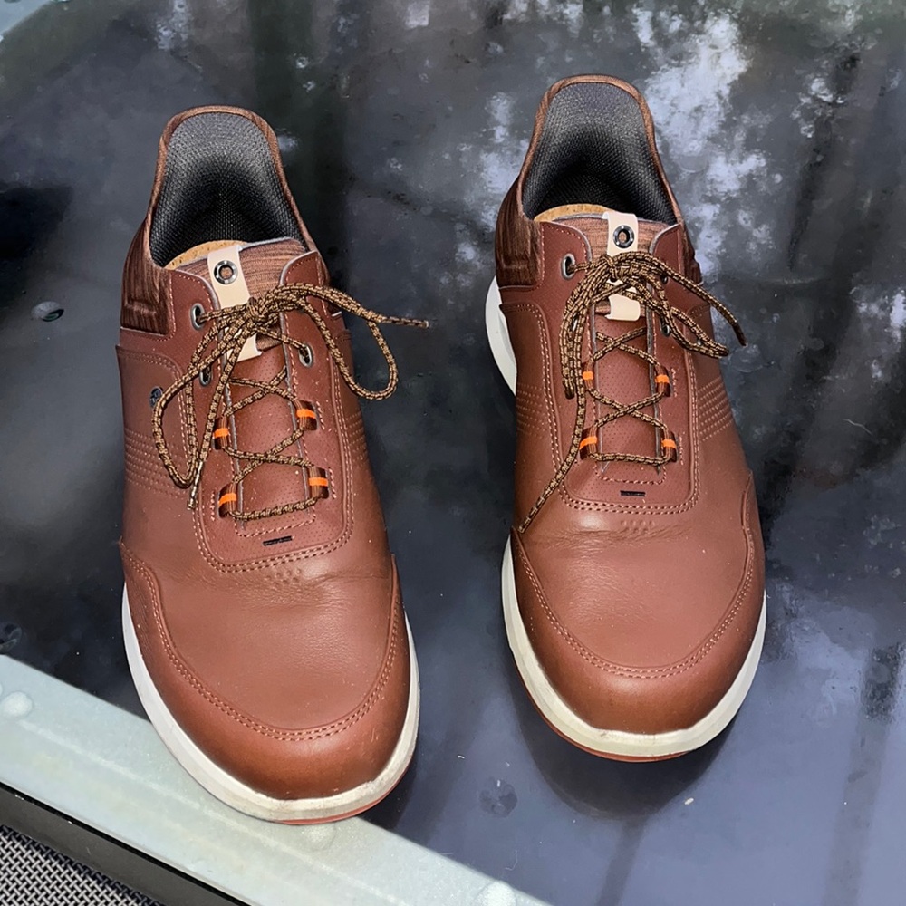 Footjoy Stratos spikeless Golf Shoes